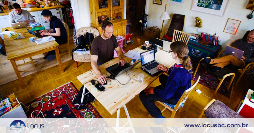 O Hoffice transforma seu apartamento em coworking